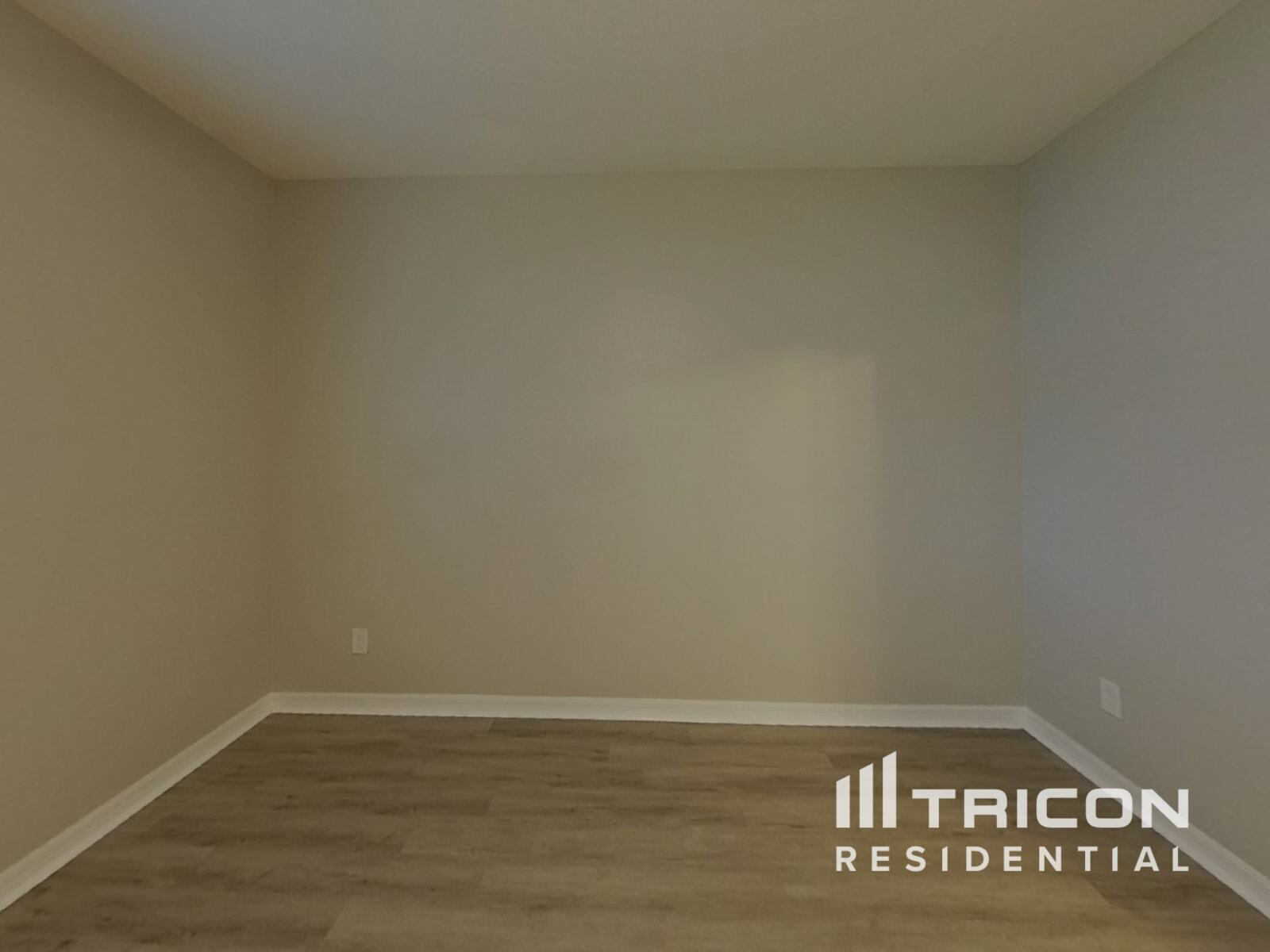 Building Photo - 4925 Rockvale Dr