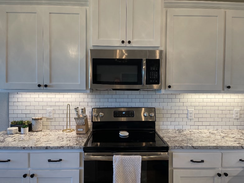Building Photo - 7549 Salerno Ct