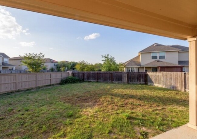 Building Photo - 128 Kasper Dr