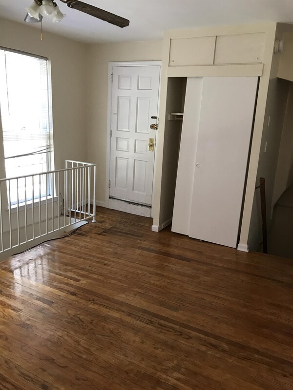 Building Photo - 434 Lombard St