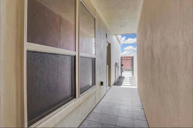 Building Photo - 13621 Teal Bluff Ln