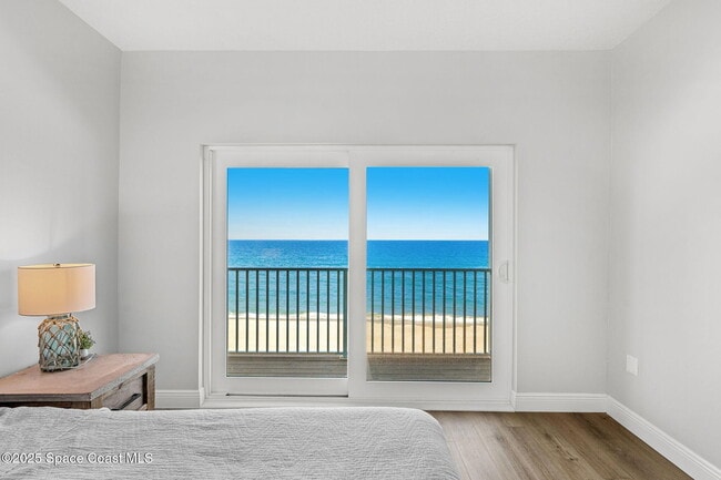 Building Photo - 3037 Jimmy Buffett Mem Hwy