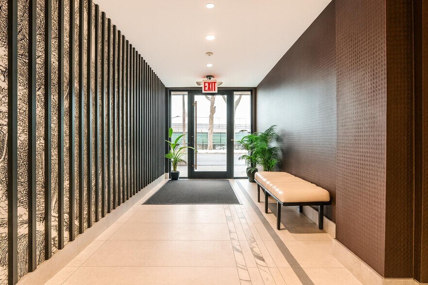 Building Photo - 91 Bruckner Blvd