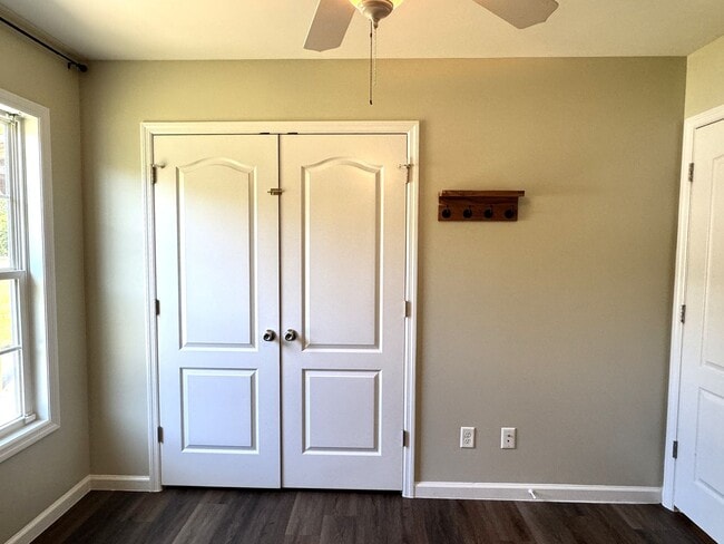 Building Photo - Comfort, Charm & Room for Everything You Love!