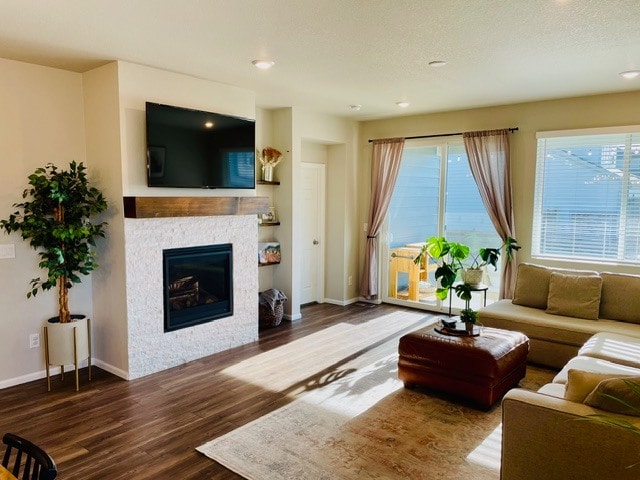 Building Photo - 13564 House Finch St