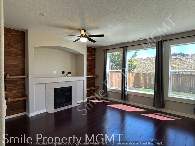 Building Photo - 4524 SE Oakhurst St