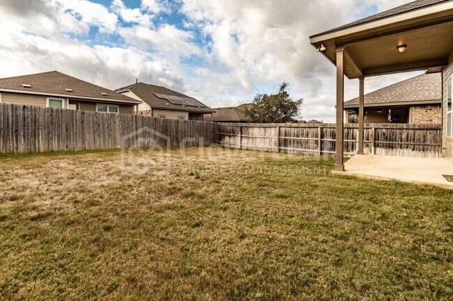 Building Photo - 6038 Akin Cir