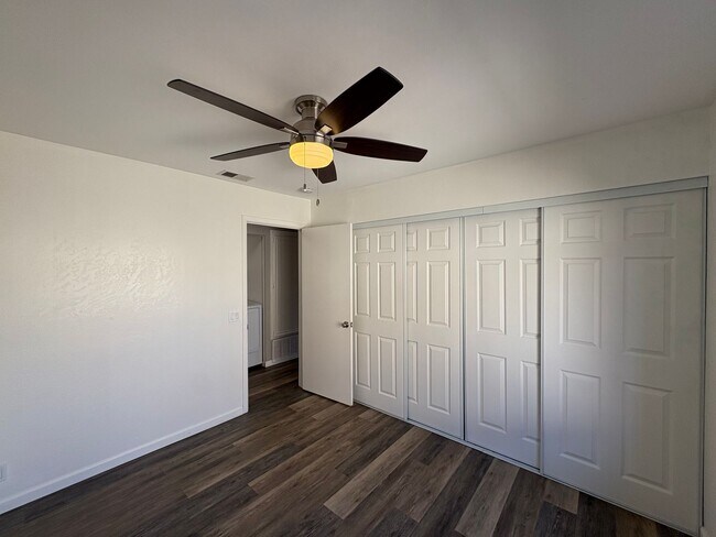 Building Photo - Modern 2BD/2BA San Marcos Condo w/ In-Unit...