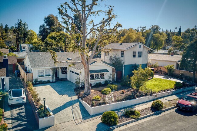 Building Photo - 22140 Ybarra Rd