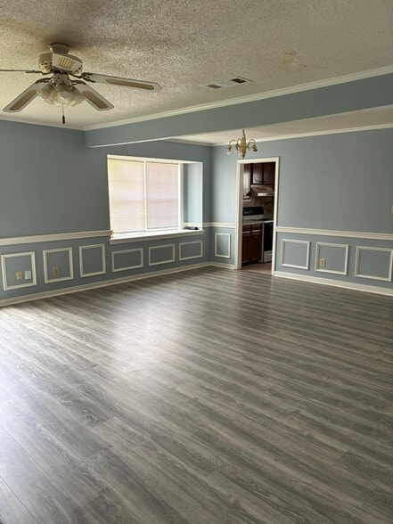 Building Photo - 48 Meadowoods Ter