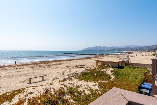 Building Photo - 1364 Weymouth Ln