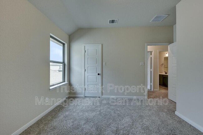 Building Photo - 9007 Shady Mountain