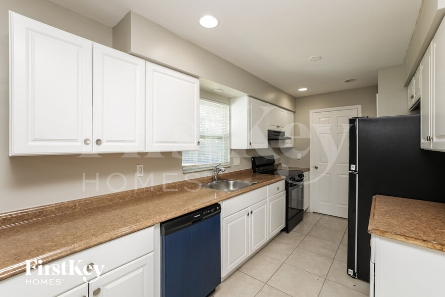 Building Photo - 112 Stafford Pl