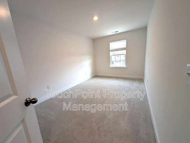 Building Photo - 7712 Ethora Wy