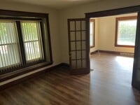 Building Photo - 8 Rocket St