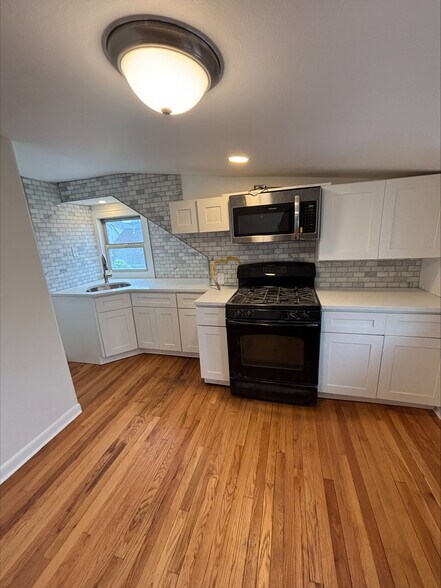 Building Photo - 58 Belmount Ave
