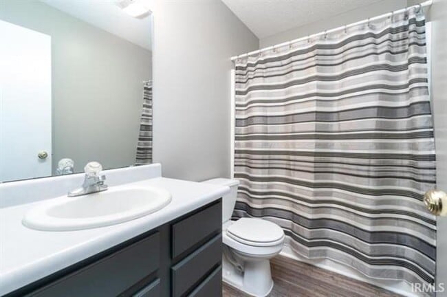 Building Photo - 1128 W Hornbeam Cir