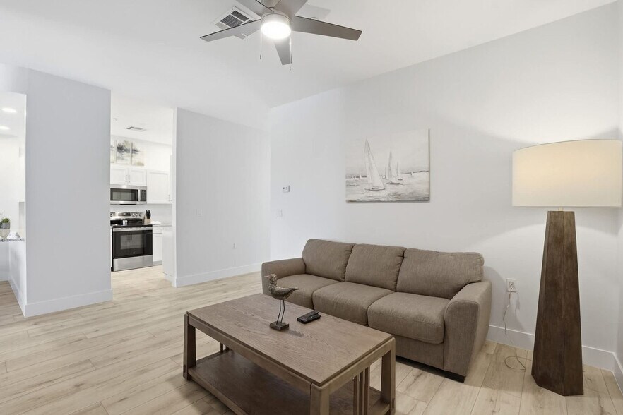 Building Photo - 7885 Mahogany Run Ln