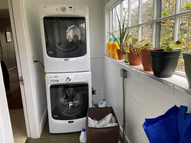laundry room - 1710 Colby Ave