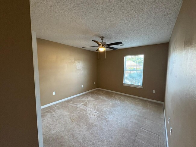 Building Photo - 3326 Skywagon Dr