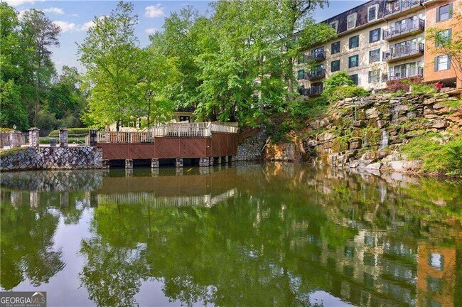 Building Photo - 27306 Plantation Dr NE