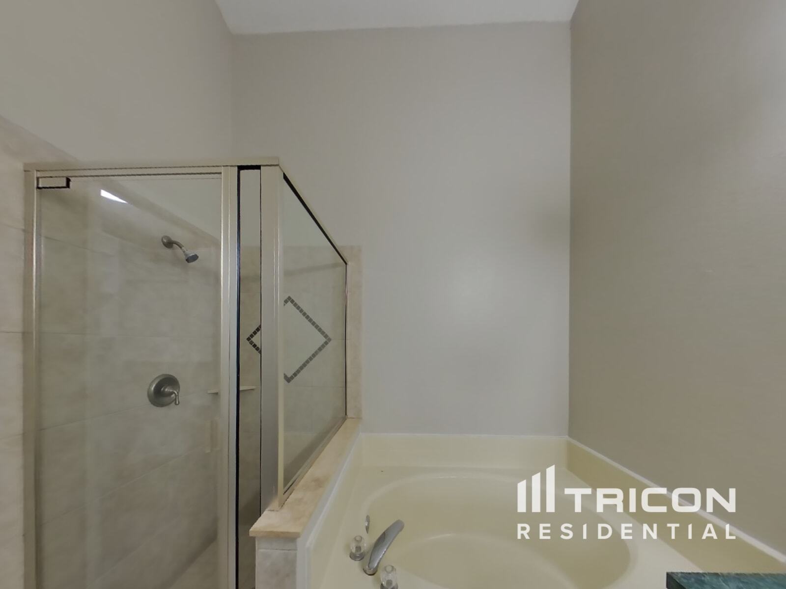 Building Photo - 1371 Winged Foot Dr