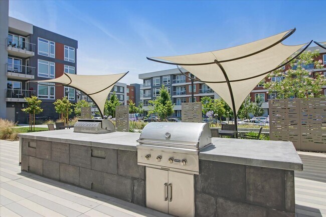 Building Photo - 890 White Moonstone Loop