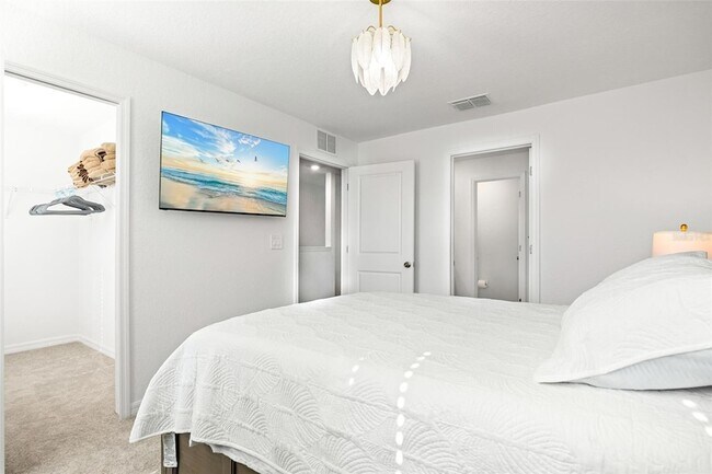 Building Photo - 14333 Lilac Sky Ter