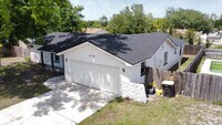 Building Photo - 6116 Shakespeare Dr