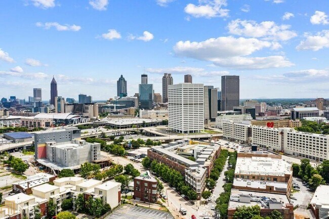 roof deck - great view - 204 Walker St SW