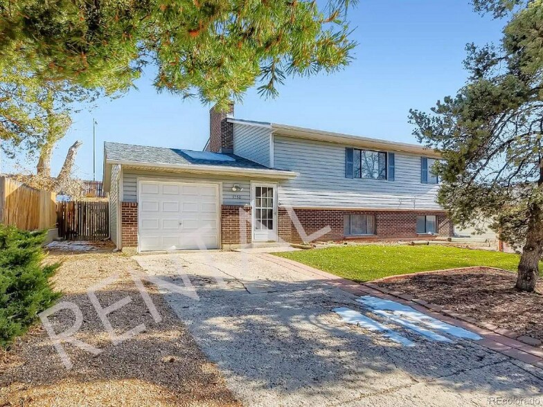 Primary Photo - 1750 S Ouray Ct