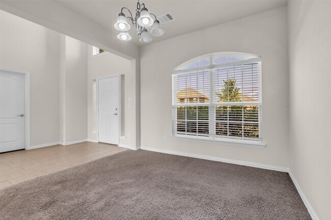 Building Photo - 13313 Suntail Ct