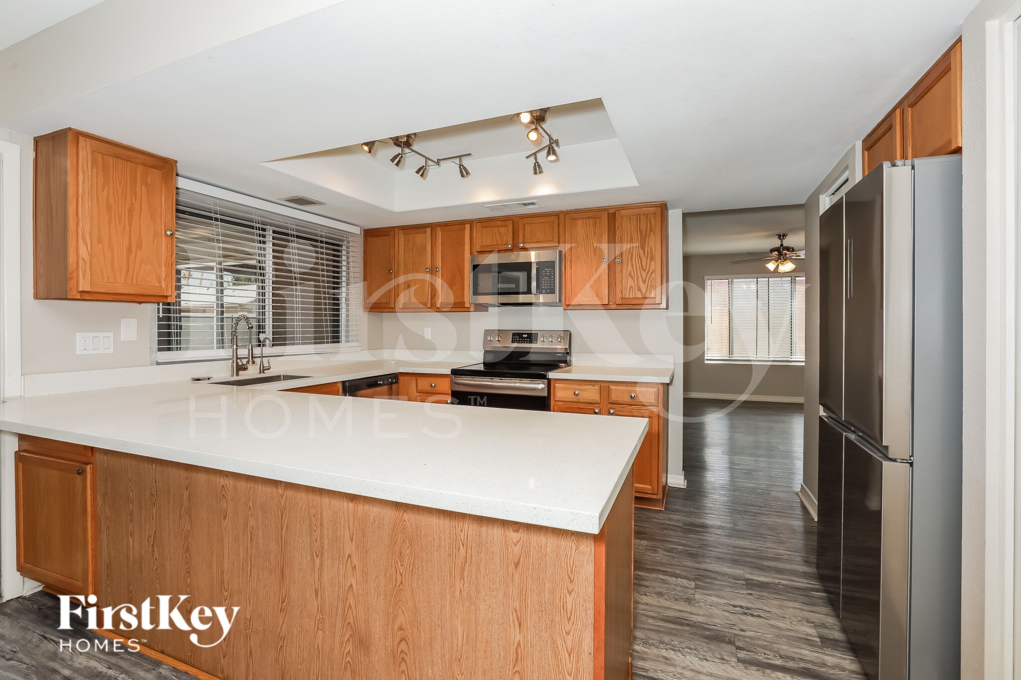 Building Photo - 1748 W Monte Ave