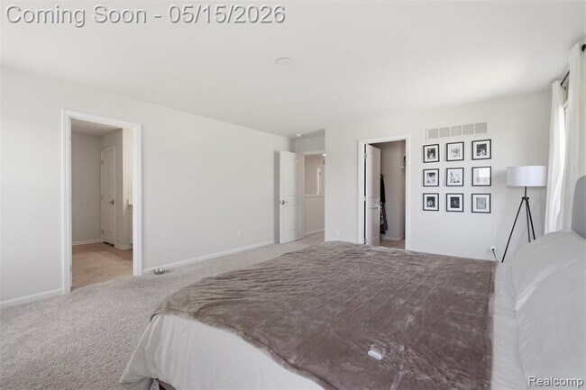 Building Photo - 241 Quartz Wy