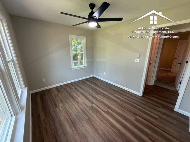 Building Photo - 1502 Forest Ave