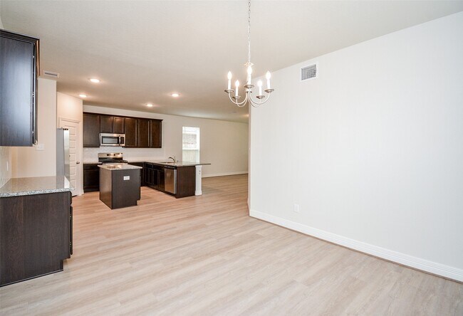 Building Photo - 21278 Catalina Palm Dr