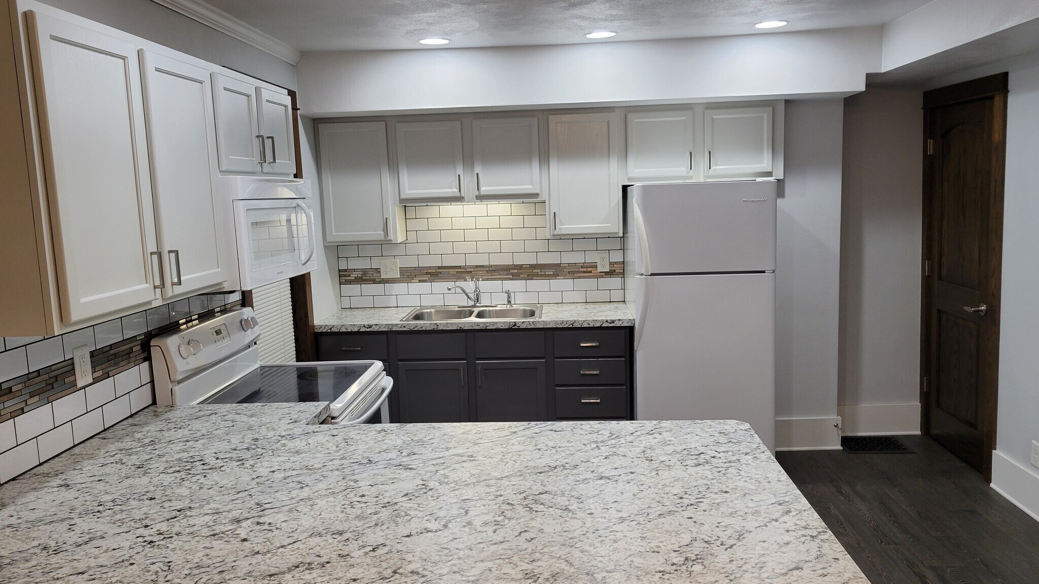 Building Photo - 1803 8th St