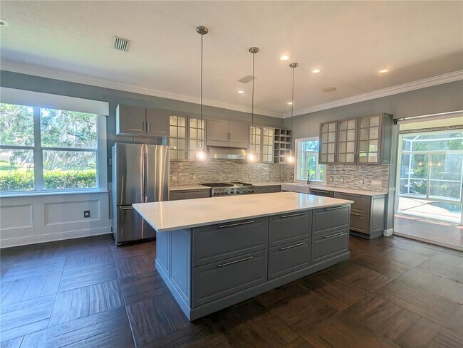 Building Photo - 6535 Meandering Way