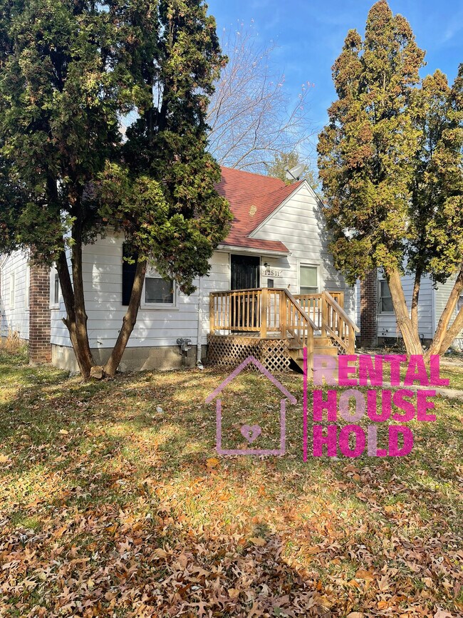 Building Photo - 12511 Whitehill St