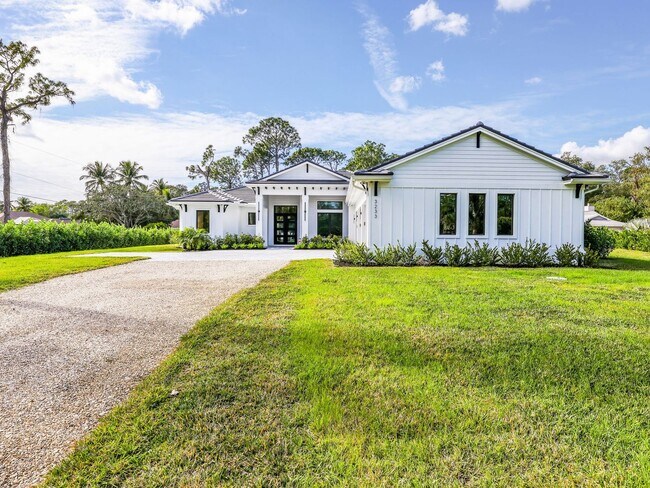 Building Photo - Brand-new contemporary estate on 2.27 private acres