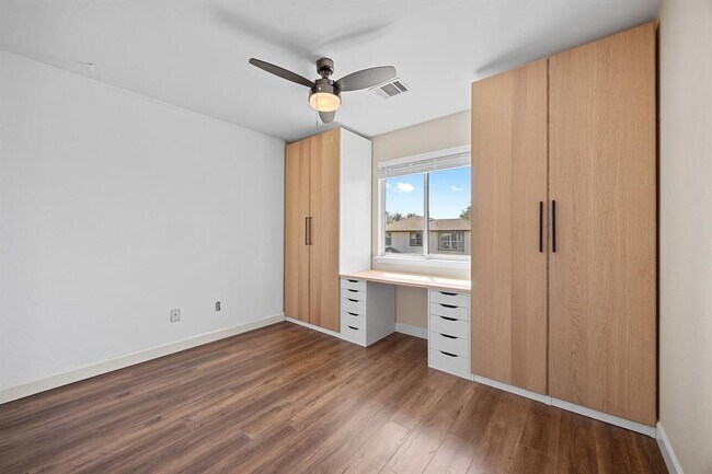 Building Photo - 1405 Ty Cobb Pl