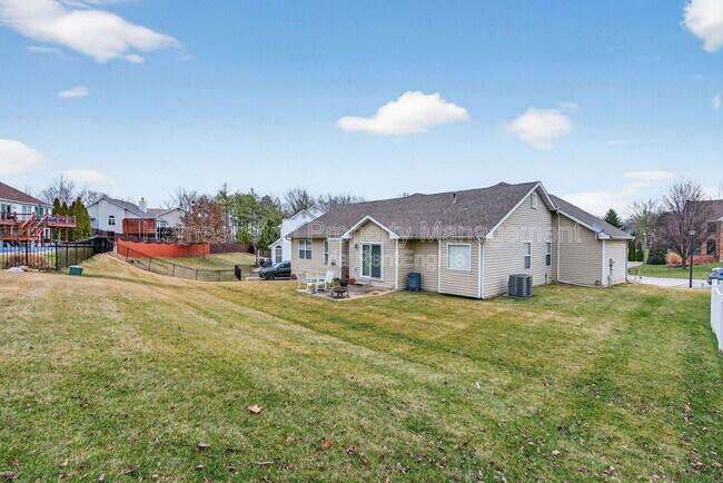 Building Photo - 1609 Valley Hill Ct