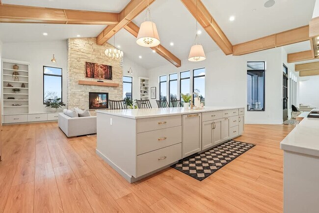 Building Photo - 12401 Rivendell Ct