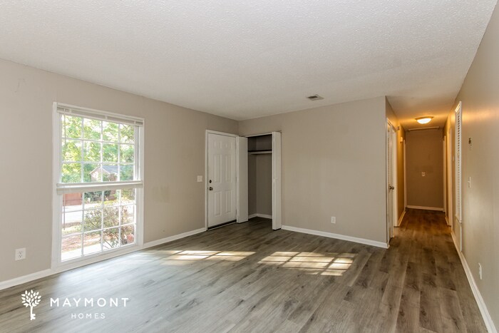 Building Photo - 285 Piney Grove Rd