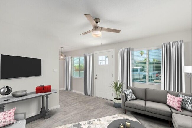 Building Photo - TERRIFIC 2 BEDROOMS 1 BATH SINGLE LEVEL UN...
