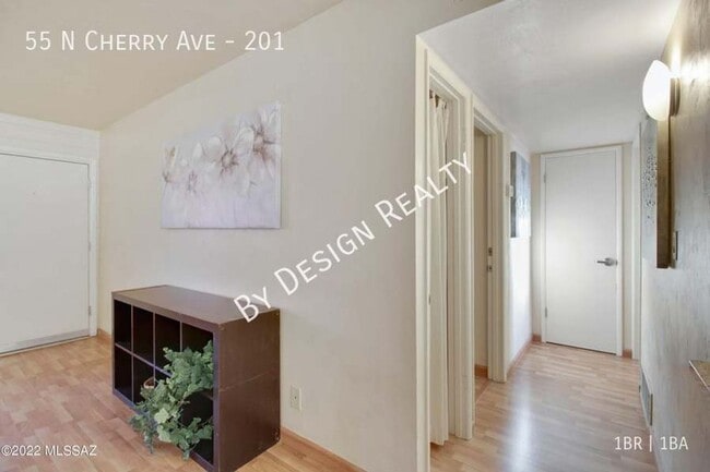 Building Photo - 10th Street Condo 1 Bed 1 Bath - Easy Walk or Quick Bike to University of Arizona