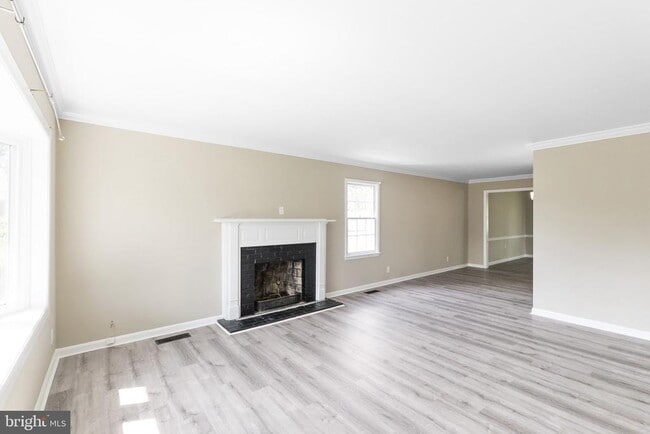 Building Photo - 1317 Cedarwood Dr