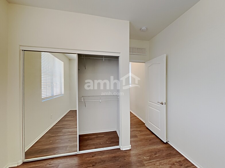 Building Photo - 4151 E Trigger Way