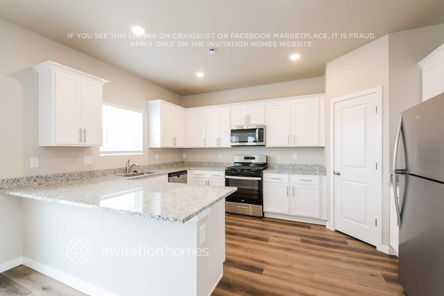 Building Photo - 2224 Alyssa St