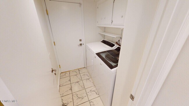 Building Photo - 832 Cayo Grande Ct